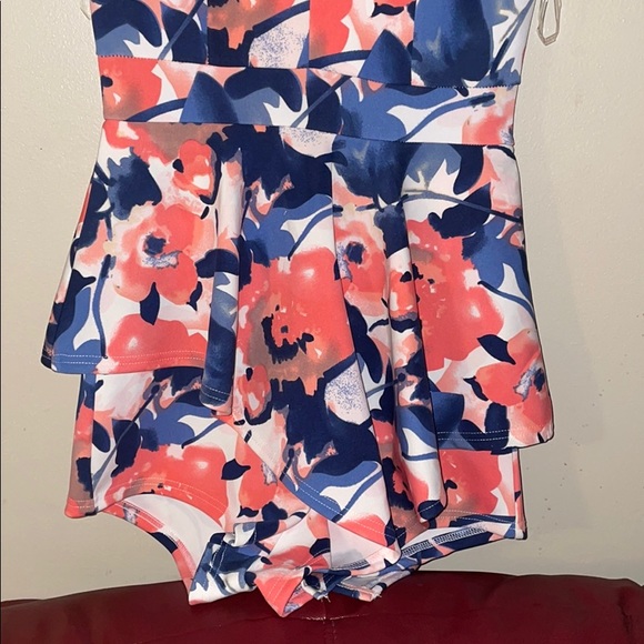 Revamped Floral Romper - Picture 3 of 5